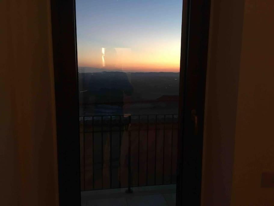 Il Cottage Di Stella Incantevole Appartamento Sant'Oreste Luaran gambar